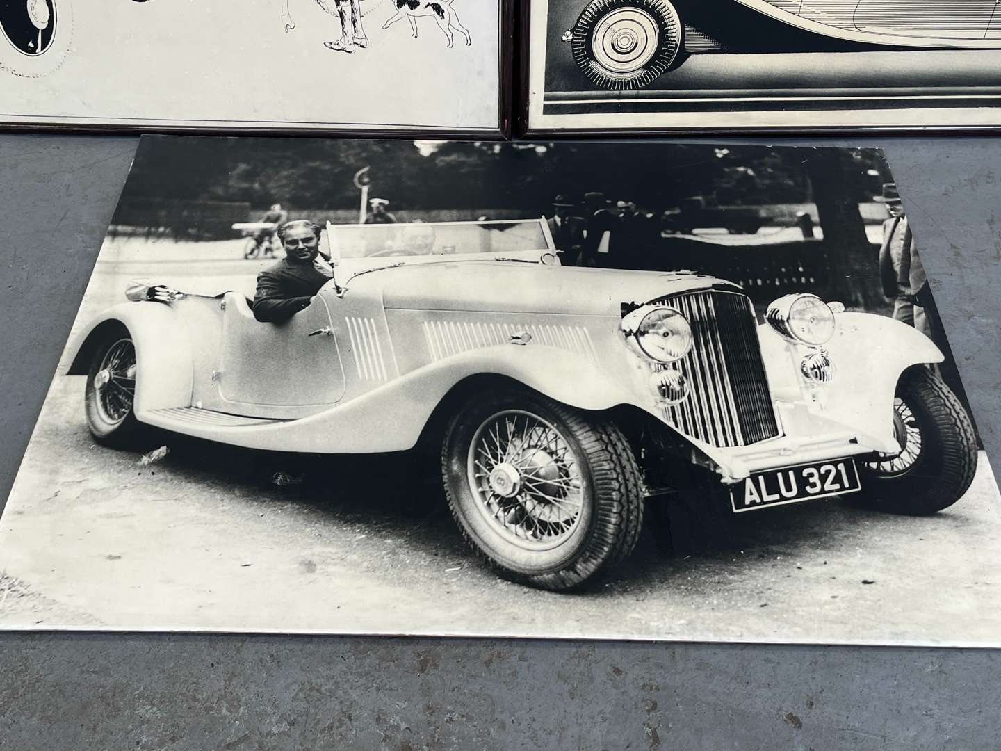 <p>Three Rolls Royce Large Dealership Display Pictures</p>