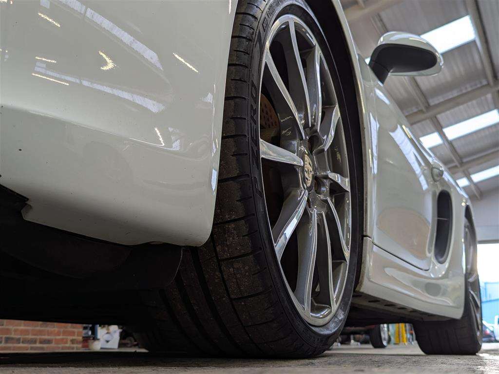 <p>2014 PORSCHE CAYMAN S-A **SOLD</p>