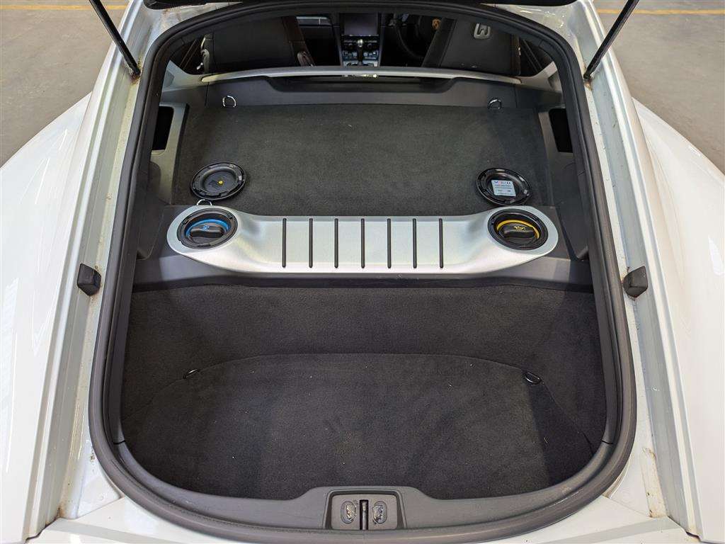 <p>2014 PORSCHE CAYMAN S-A **SOLD</p>