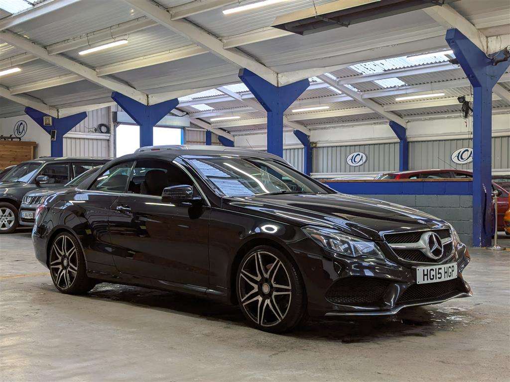 <p>2015 MERCEDES-BENZ E400 AMG LINE AUTO</p>