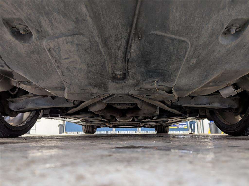 <p>2015 MERCEDES-BENZ E400 AMG LINE AUTO</p>