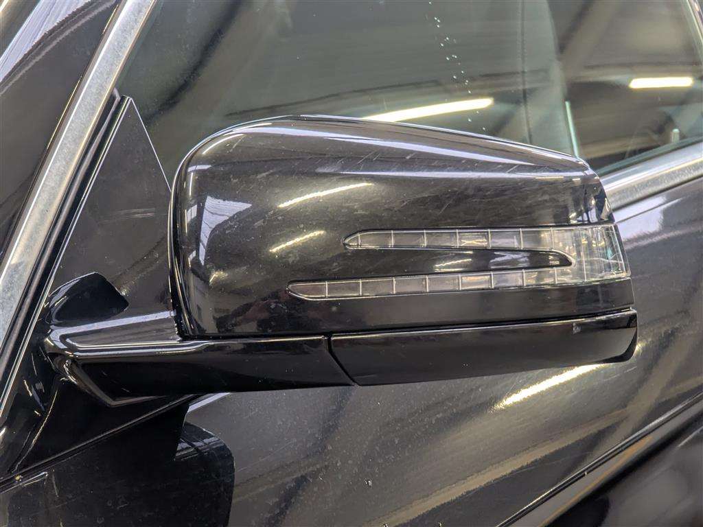 <p>2015 MERCEDES-BENZ E400 AMG LINE AUTO</p>