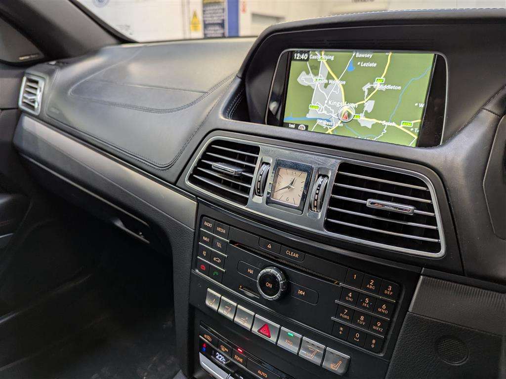 <p>2015 MERCEDES-BENZ E400 AMG LINE AUTO</p>