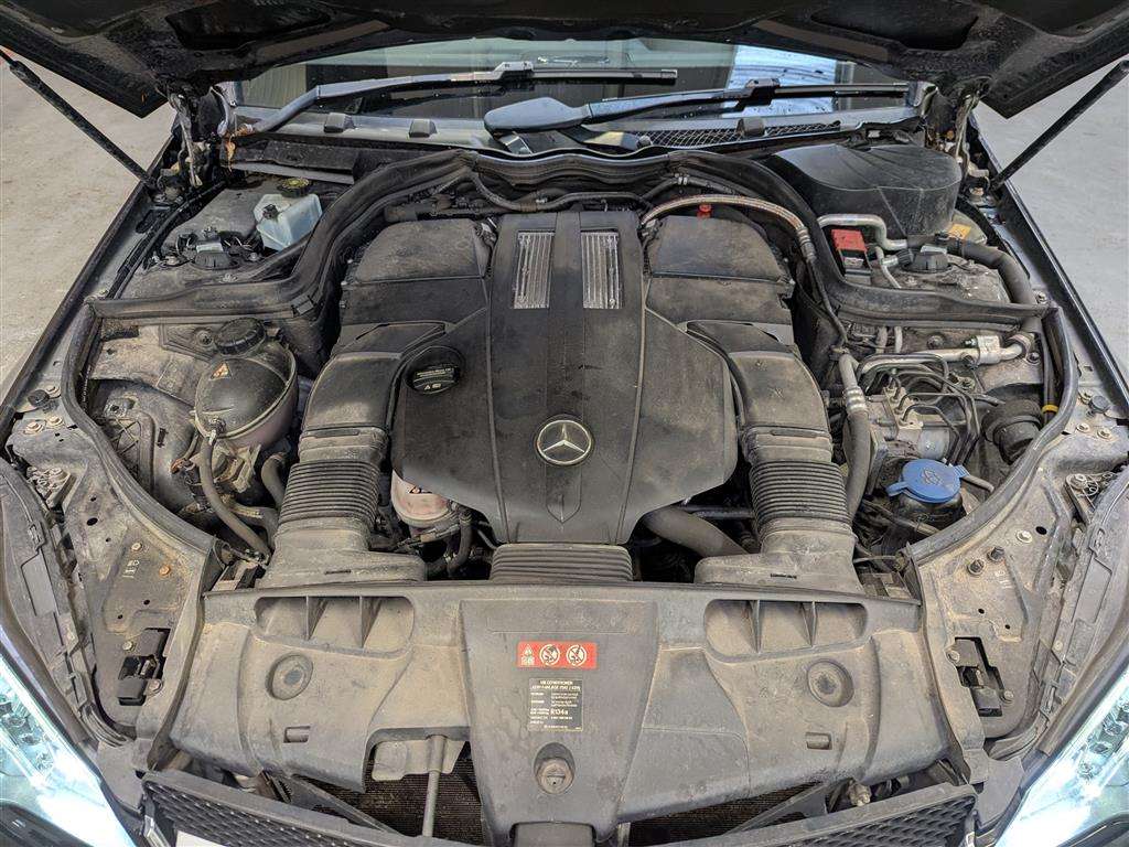 <p>2015 MERCEDES-BENZ E400 AMG LINE AUTO</p>