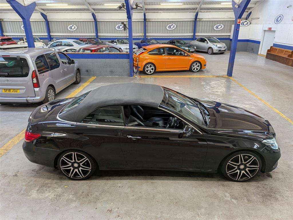<p>2015 MERCEDES-BENZ E400 AMG LINE AUTO</p>