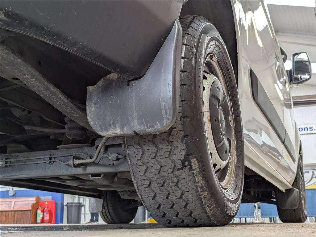 <p>2021 FORD TRANSIT CUSTOM **SOLD</p>