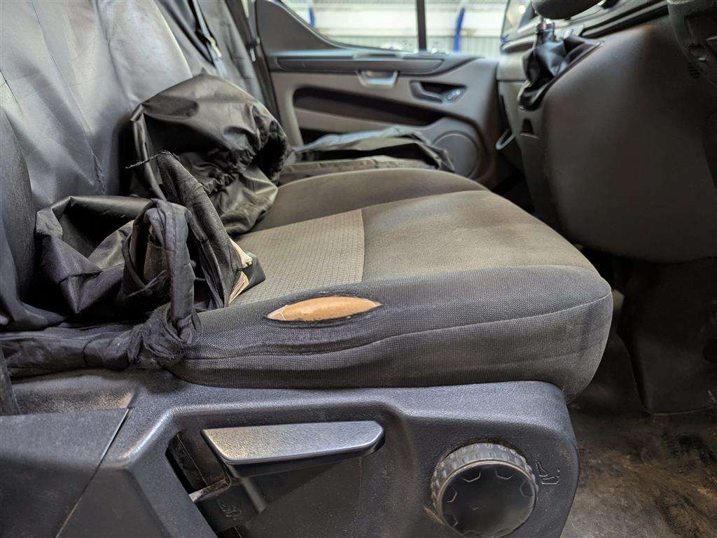 <p>2021 FORD TRANSIT CUSTOM **SOLD</p>