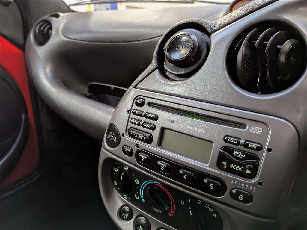 <p>2003 FORD KA COLLECTION</p>