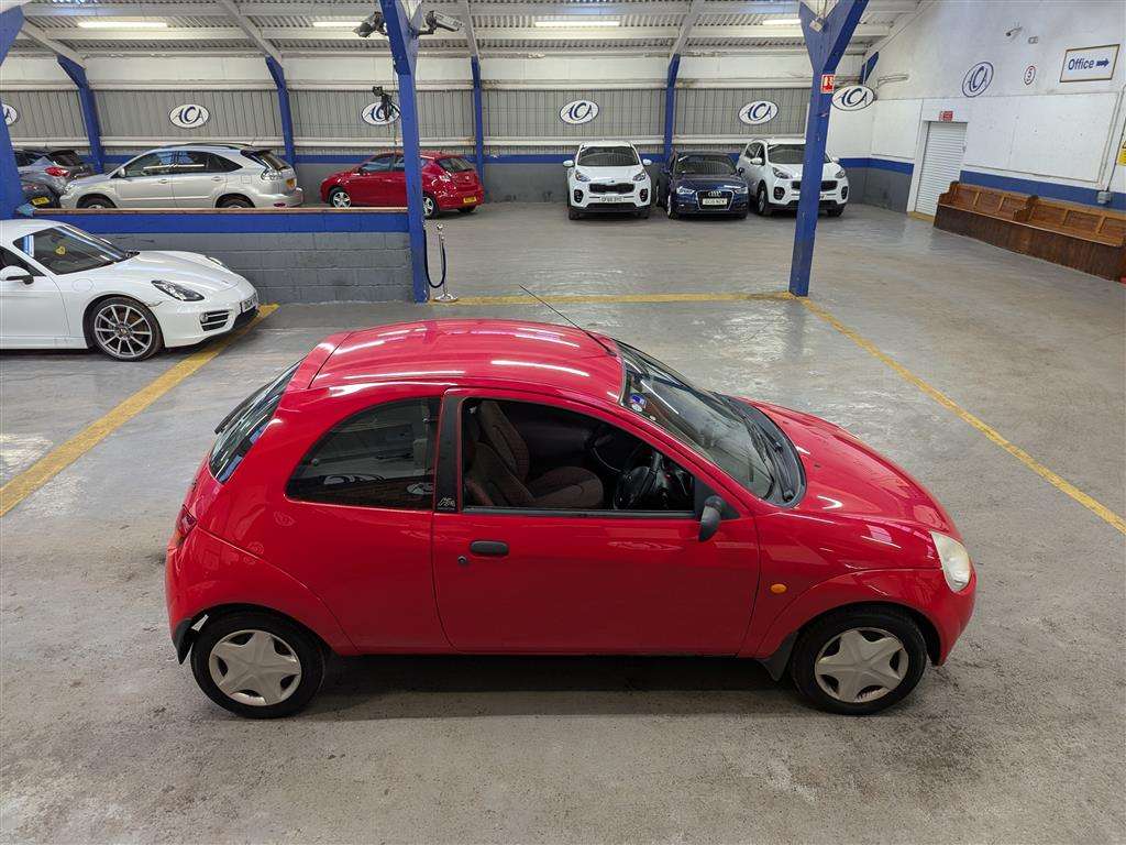 <p>2003 FORD KA COLLECTION</p>