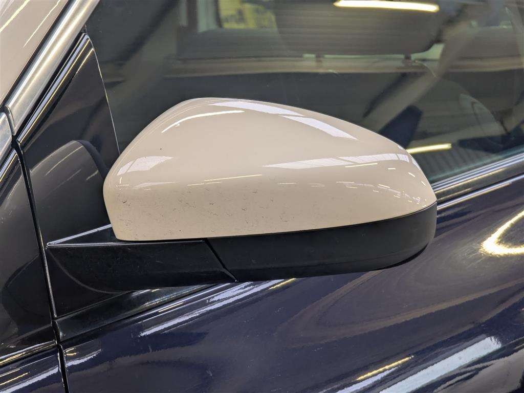 <p>2014 VAUXHALL ADAM GLAM</p>