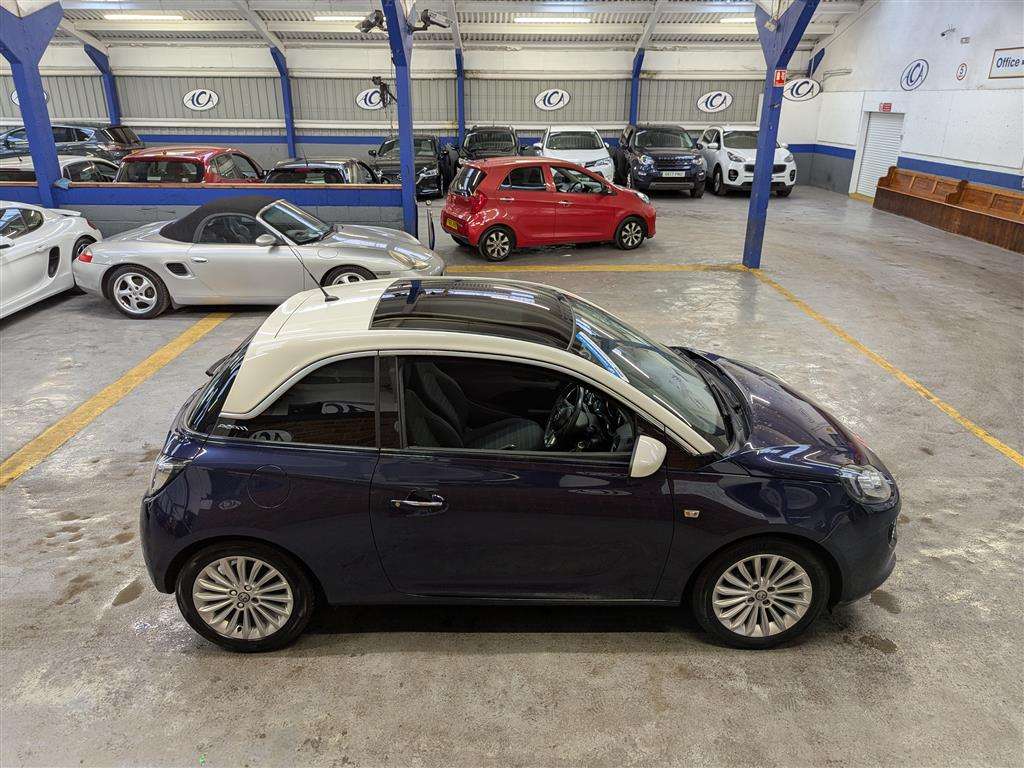 <p>2014 VAUXHALL ADAM GLAM</p>