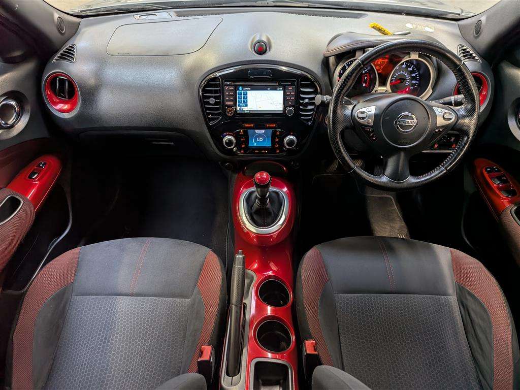 <p>2016 NISSAN JUKE N-CONNECTA DIG-T</p>