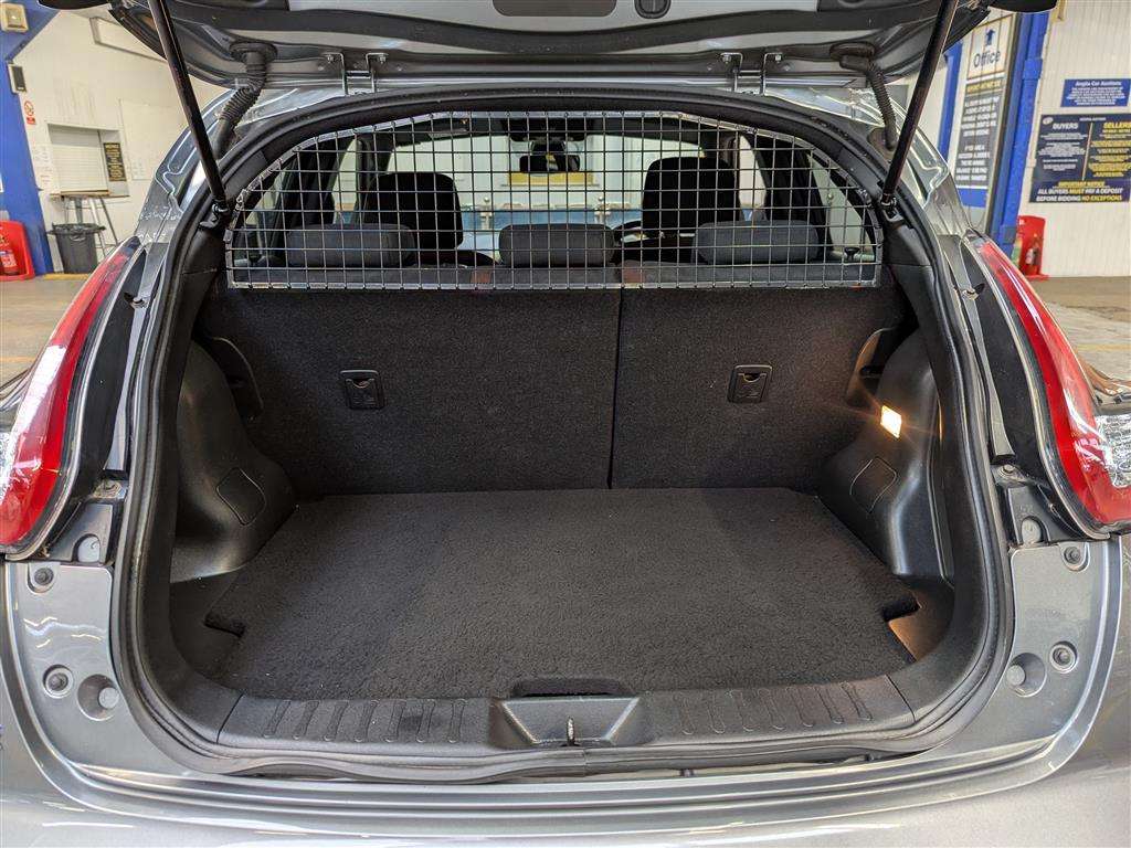 <p>2016 NISSAN JUKE N-CONNECTA DIG-T</p>