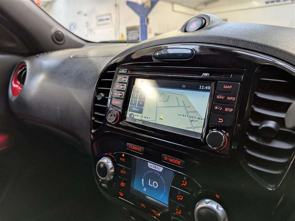 <p>2016 NISSAN JUKE N-CONNECTA DIG-T</p>