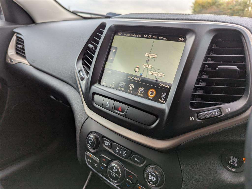 <p>2016 JEEP CHEROKEE LIMITED M-JET II</p>