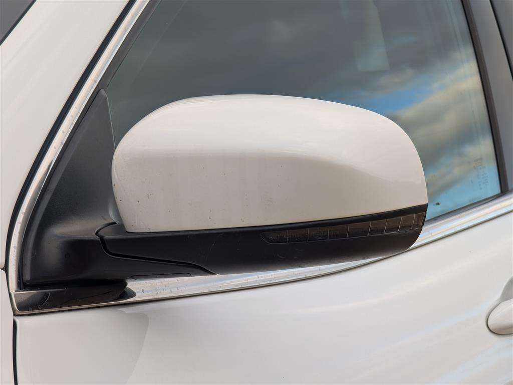 <p>2016 JEEP CHEROKEE LIMITED M-JET II</p>