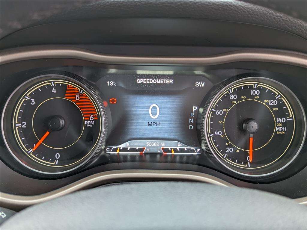 <p>2016 JEEP CHEROKEE LIMITED M-JET II</p>