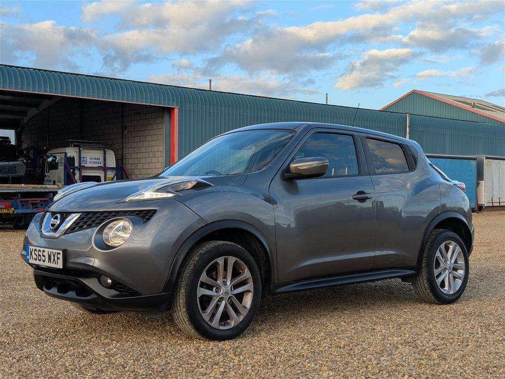 <p>2016 NISSAN JUKE N-CONNECTA CVT</p>