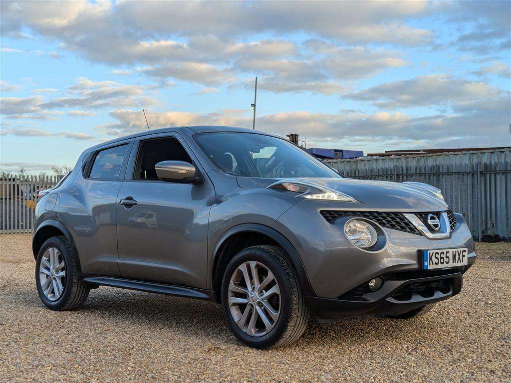 <p>2016 NISSAN JUKE N-CONNECTA CVT</p>