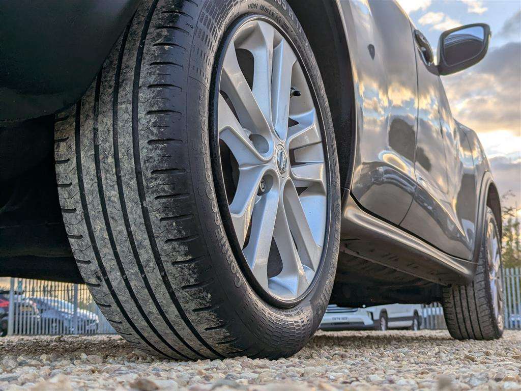 <p>2016 NISSAN JUKE N-CONNECTA CVT</p>