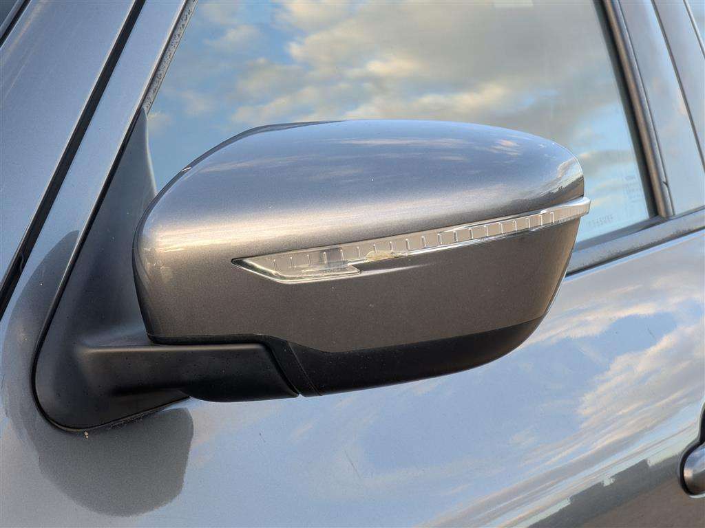 <p>2016 NISSAN JUKE N-CONNECTA CVT</p>