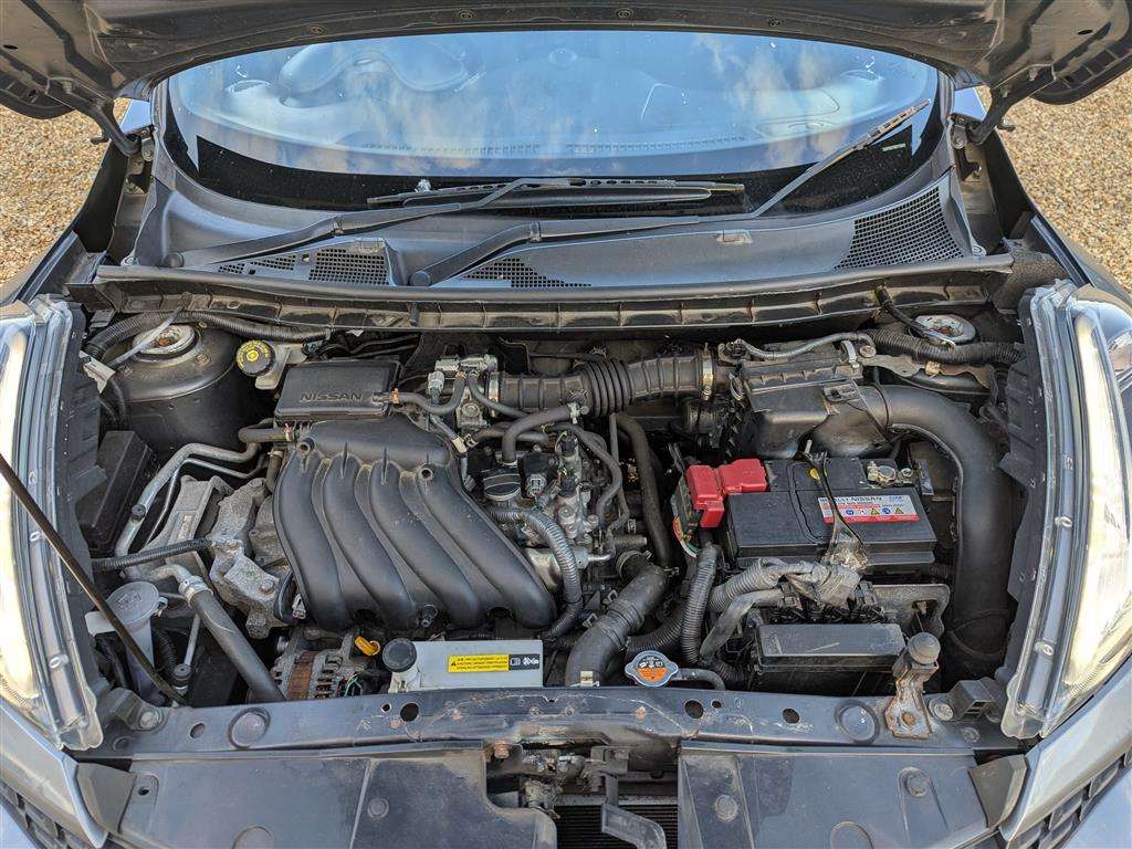 <p>2016 NISSAN JUKE N-CONNECTA CVT</p>