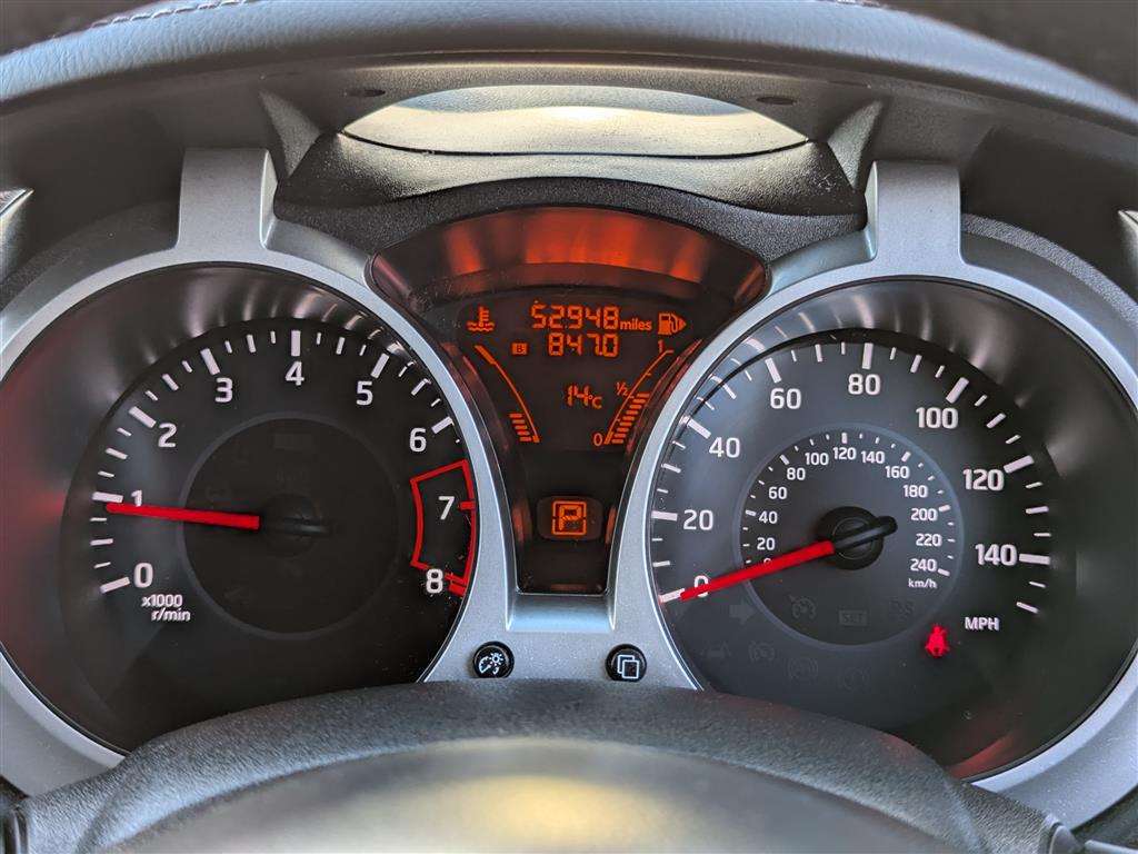 <p>2016 NISSAN JUKE N-CONNECTA CVT</p>