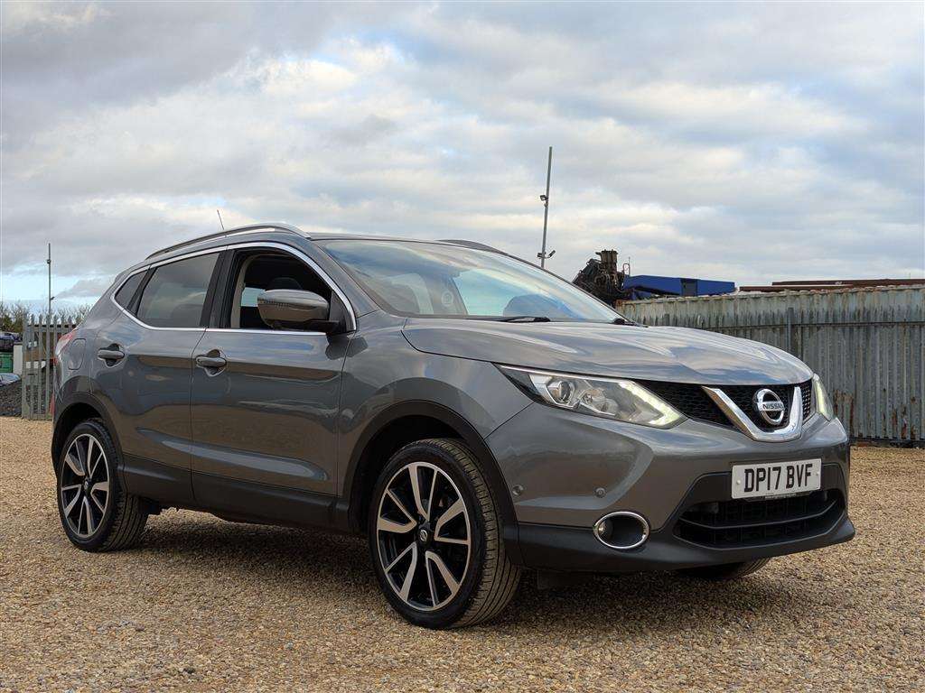 <p>2017 NISSAN QASHQAI TEKNA DCI</p>