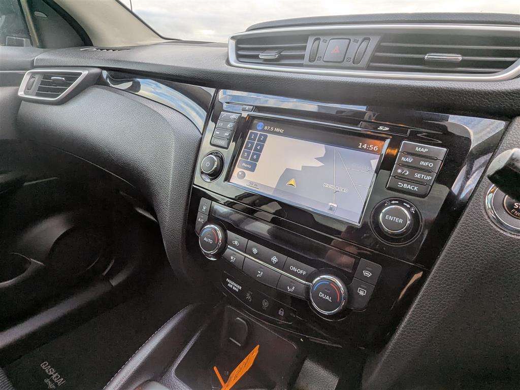 <p>2017 NISSAN QASHQAI TEKNA DCI</p>