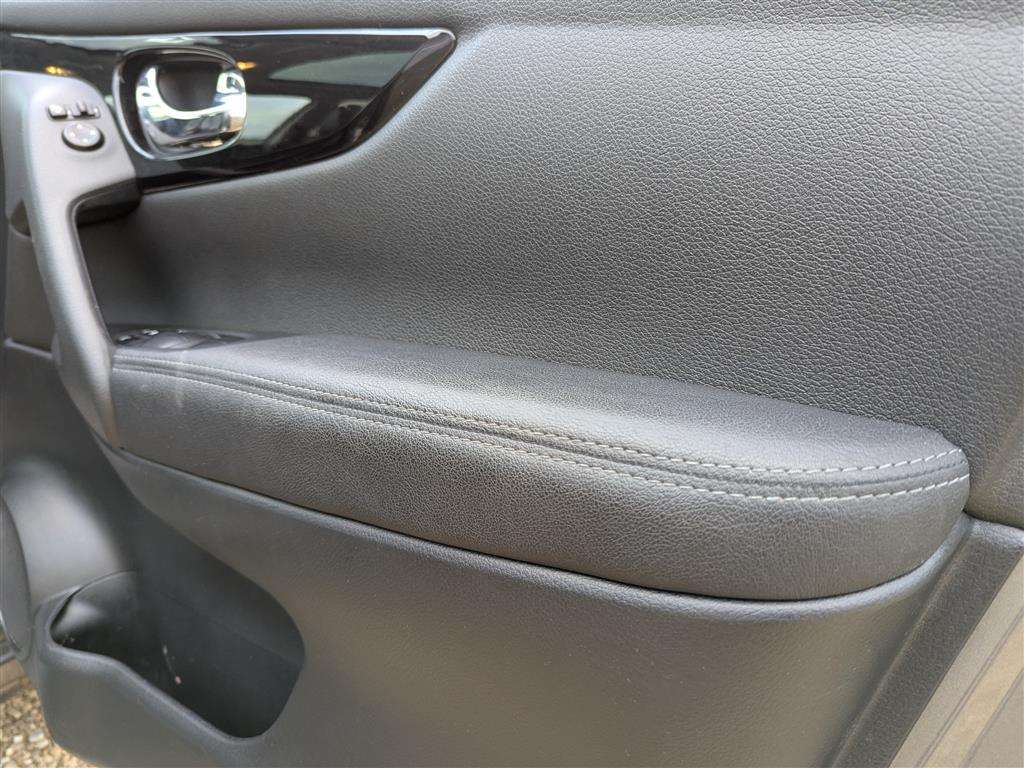 <p>2017 NISSAN QASHQAI TEKNA DCI</p>