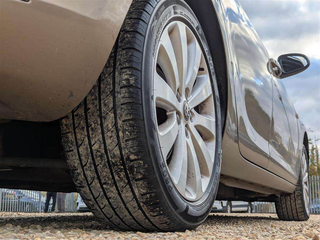 <p>2014 VAUXHALL ASTRA ELITE</p>