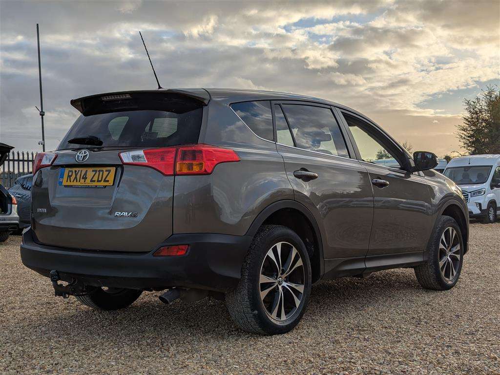 <p>2014 TOYOTA RAV4 ICON D-4D 4X2</p>