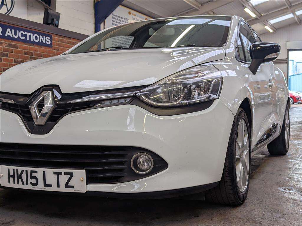 <p>2015 RENAULT CLIO D-QUEM-NAV NRG DCIEC</p>
