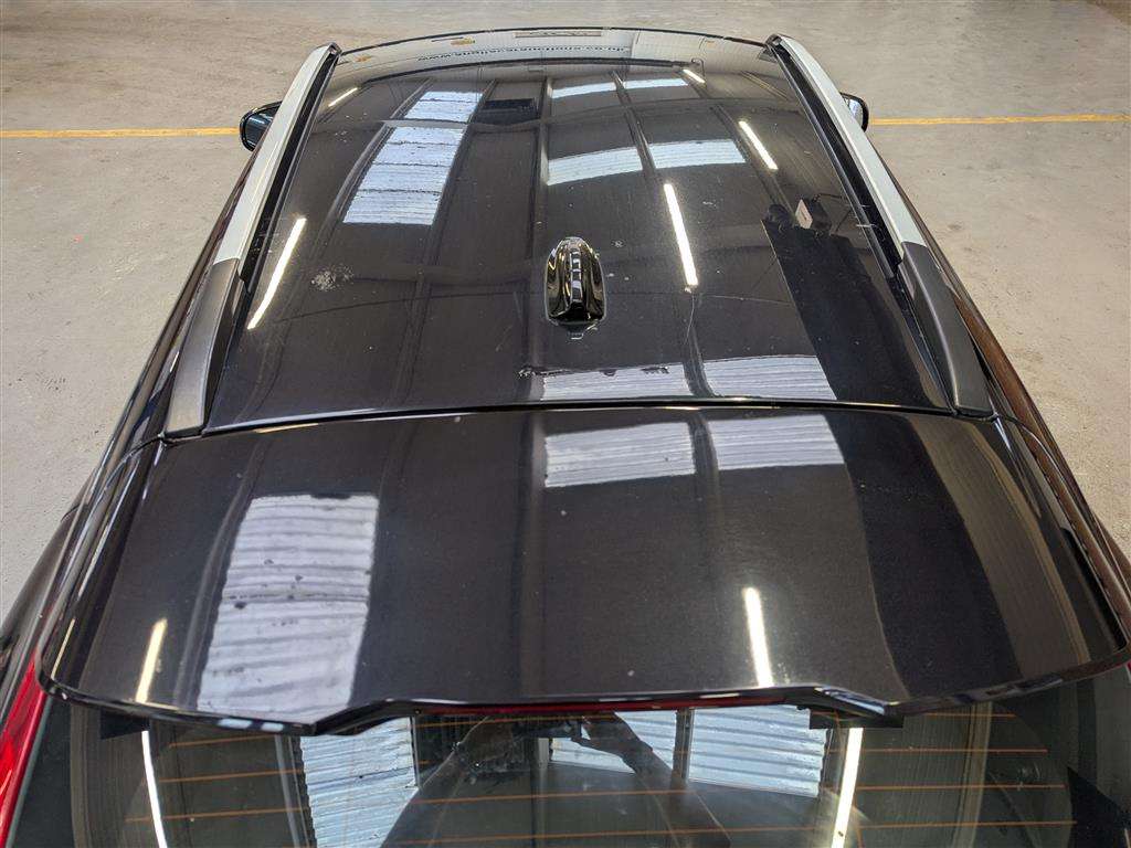 <p>2013 VOLVO V40 CROSS COUNTRY LUX D2</p>