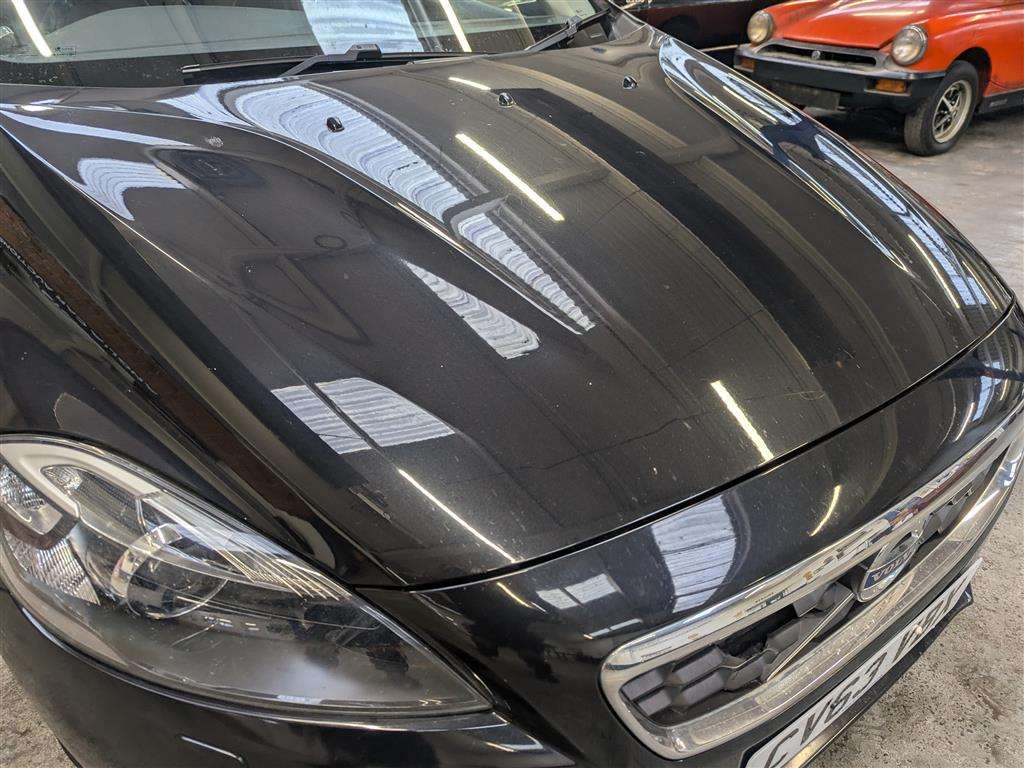 <p>2013 VOLVO V40 CROSS COUNTRY LUX D2</p>