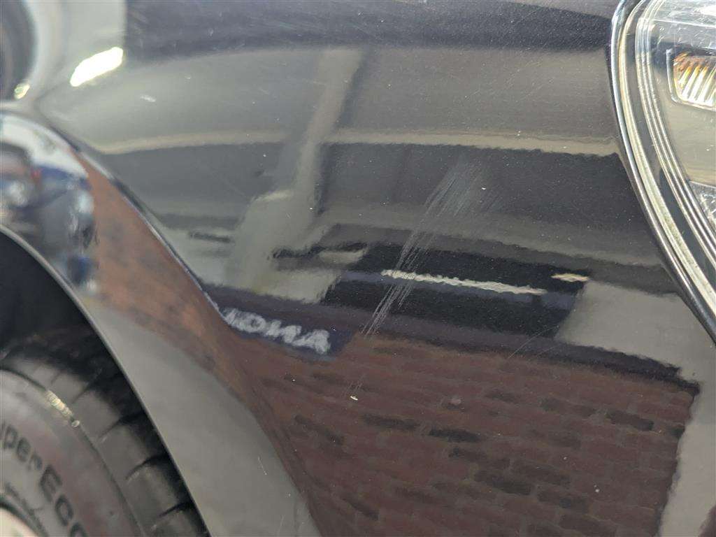 <p>2013 VOLVO V40 CROSS COUNTRY LUX D2</p>