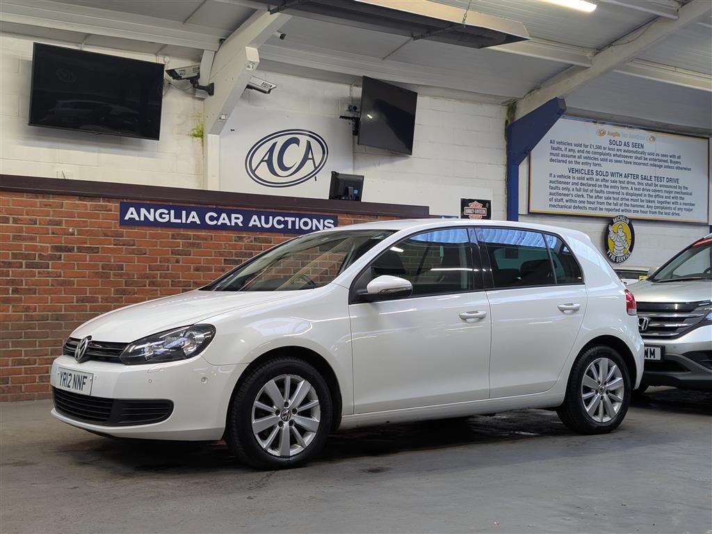 <p>2012 VOLKSWAGEN GOLF MATCH TDI BLUETECH</p>