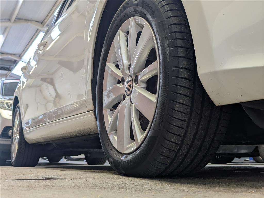 <p>2012 VOLKSWAGEN GOLF MATCH TDI BLUETECH</p>