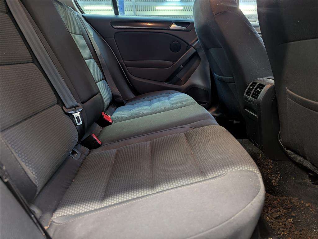 <p>2012 VOLKSWAGEN GOLF MATCH TDI BLUETECH</p>