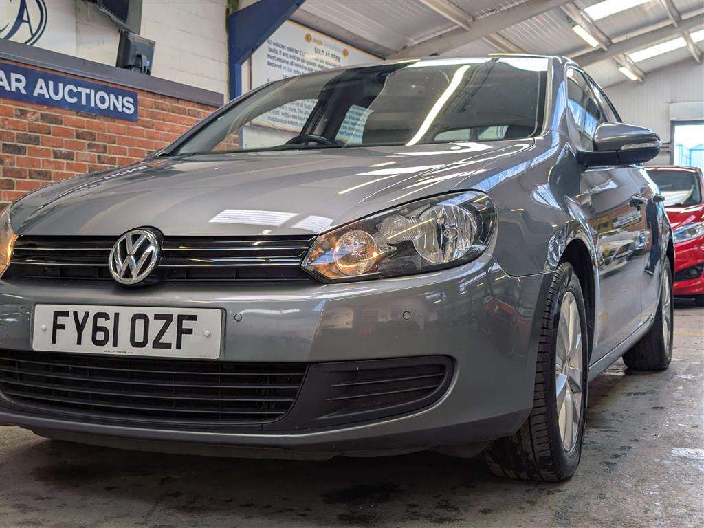 <p>2011 VOLKSWAGEN GOLF MATCH TDI BLUETECH</p>