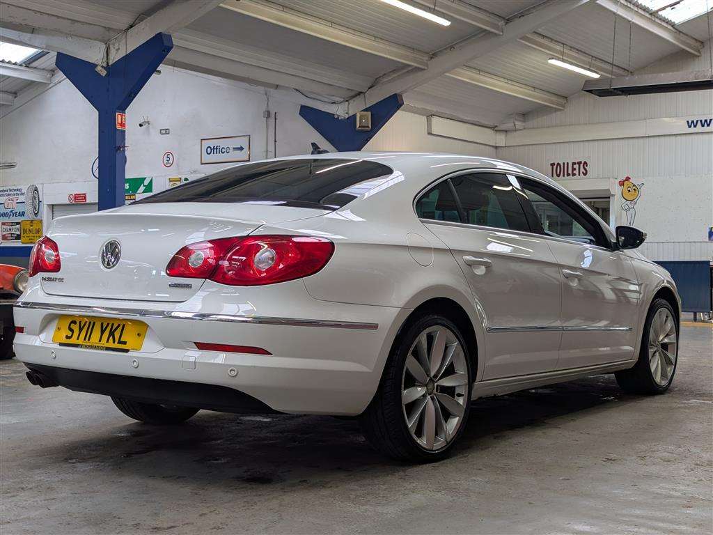 <p>2011 VOLKSWAGEN PASSAT GT CC TDI 170 BLUE</p>
