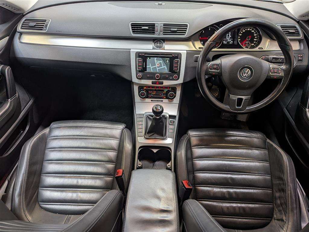 <p>2011 VOLKSWAGEN PASSAT GT CC TDI 170 BLUE</p>