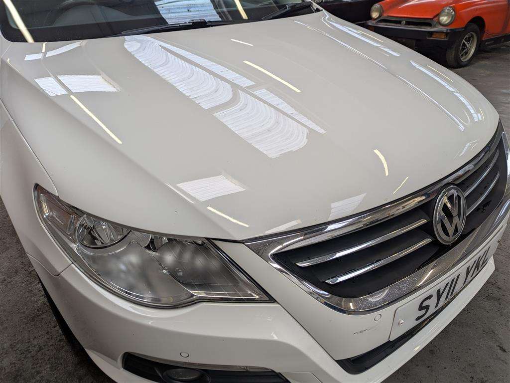 <p>2011 VOLKSWAGEN PASSAT GT CC TDI 170 BLUE</p>