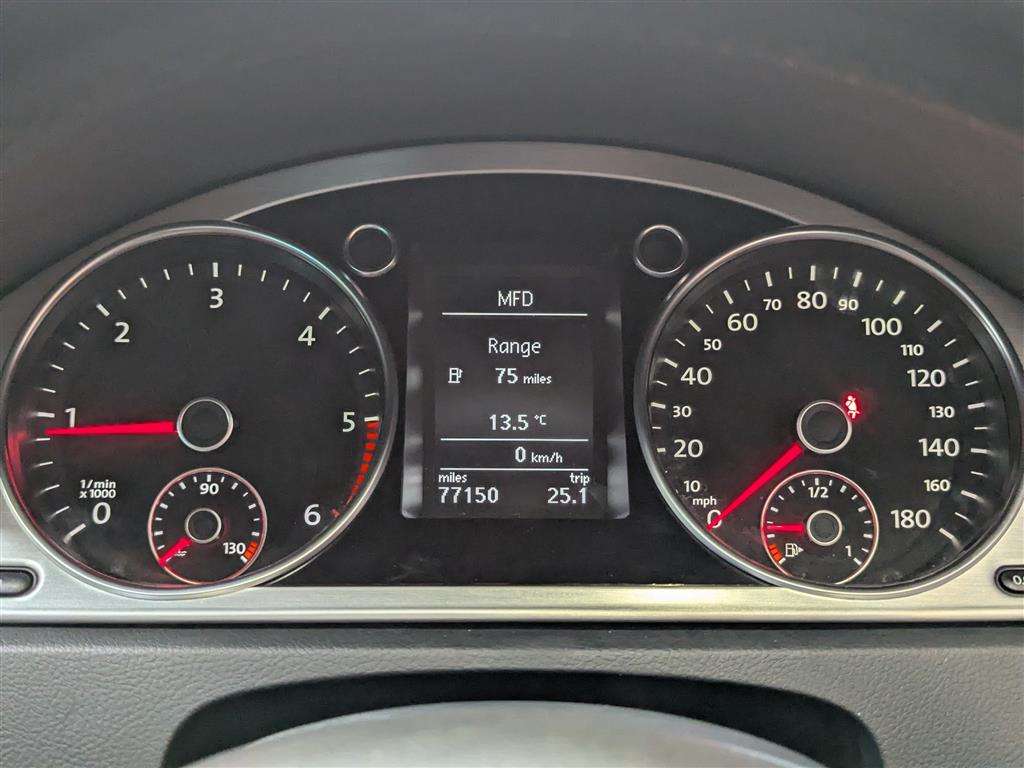 <p>2011 VOLKSWAGEN PASSAT GT CC TDI 170 BLUE</p>