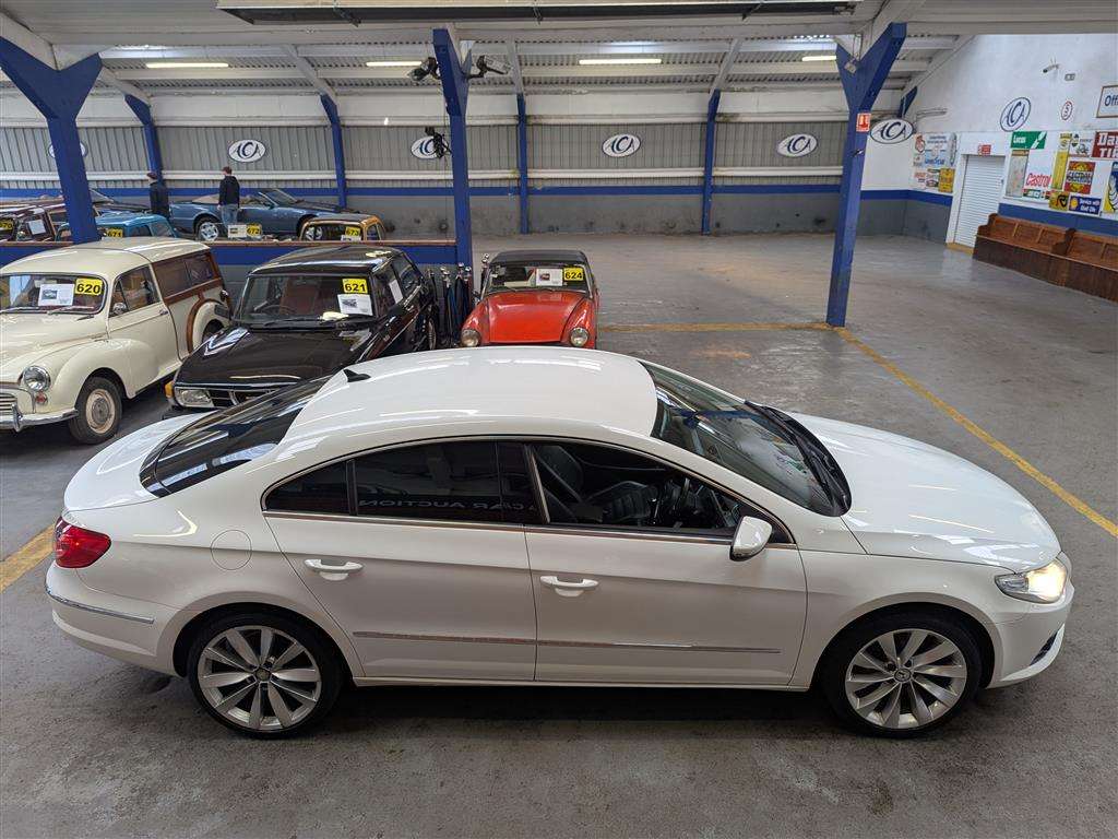 <p>2011 VOLKSWAGEN PASSAT GT CC TDI 170 BLUE</p>