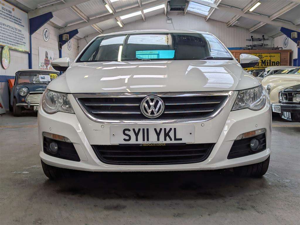 <p>2011 VOLKSWAGEN PASSAT GT CC TDI 170 BLUE</p>