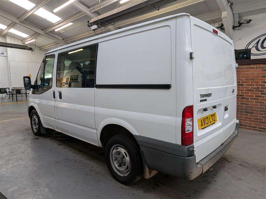 <p>2013 FORD TRANSIT 125 T260 FWD</p>