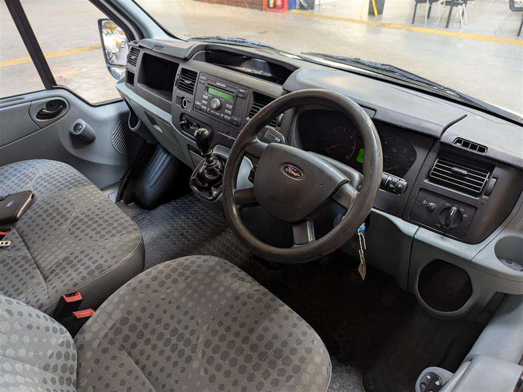 <p>2013 FORD TRANSIT 125 T260 FWD</p>