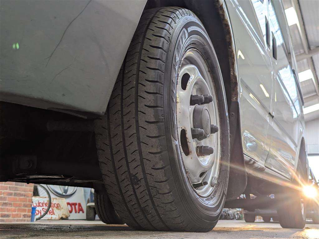 <p>2013 FORD TRANSIT 125 T260 FWD</p>