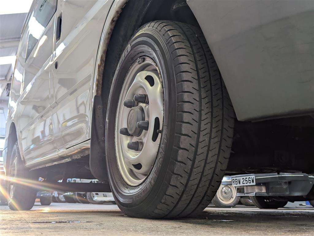 <p>2013 FORD TRANSIT 125 T260 FWD</p>